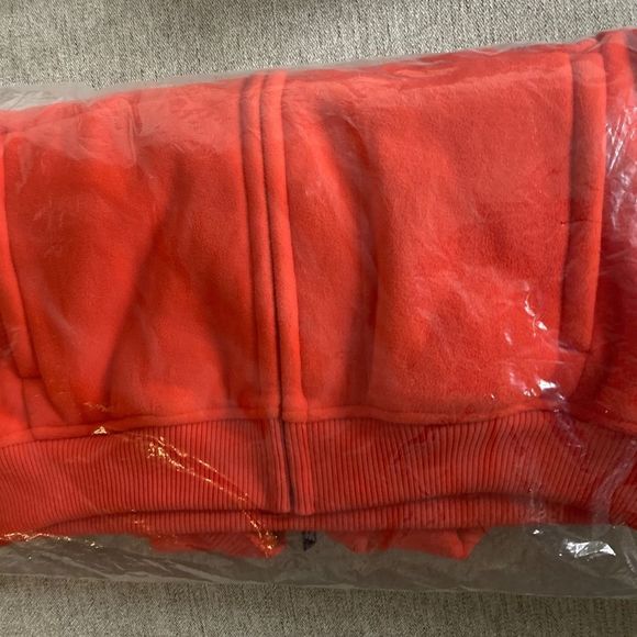 💛 HOST PICK 💛PALACE THERMA ZIP HOOD ORANGE - Picture 6 of 6